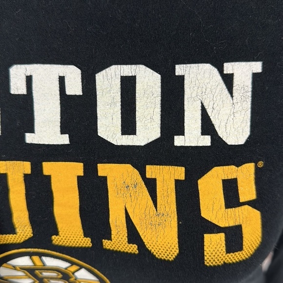Boston Bruins long sleeve shirt - Picture 10 of 11